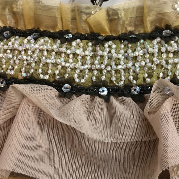 Vintage inspired top handle ruffle purse - Picture 3 of 8